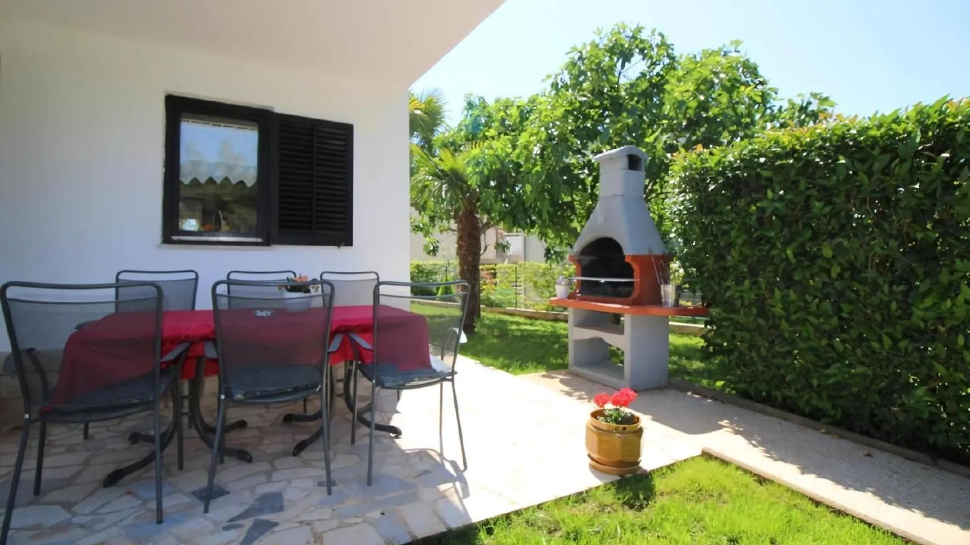 Σπίτι διακοπών Ferienhaus Pinia In Strandnaehe Mit Garten Πόρετς