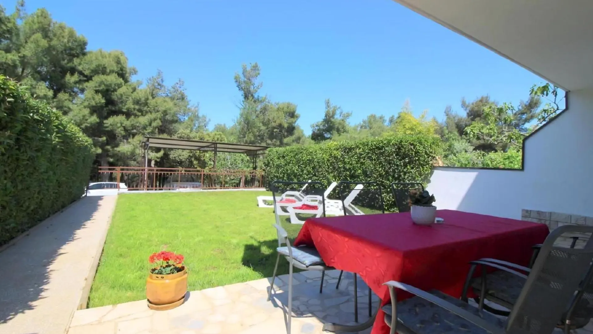 Σπίτι διακοπών Ferienhaus Pinia In Strandnaehe Mit Garten Πόρετς